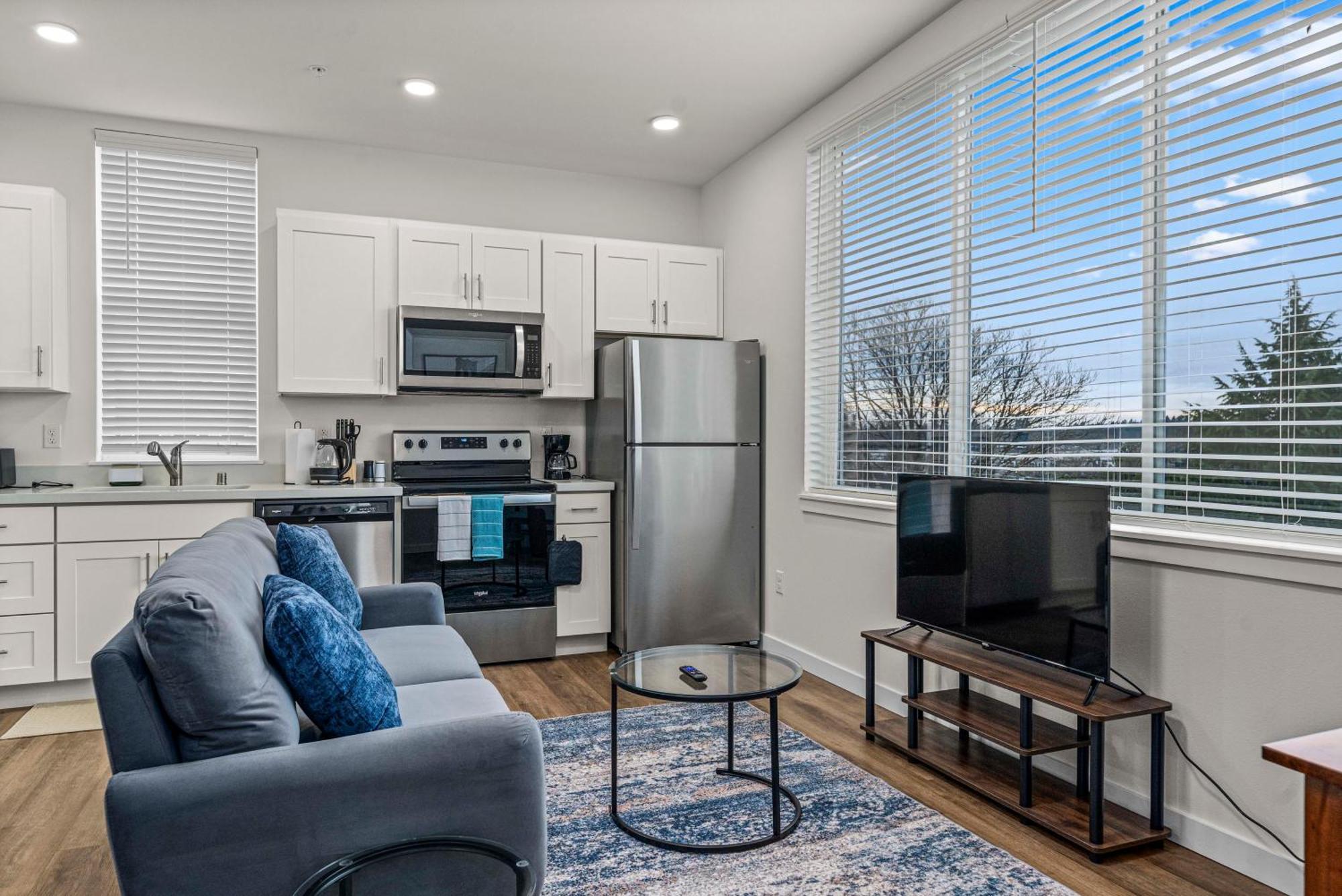 Urban Living: Stylish Apts In The Heart Of Apartment