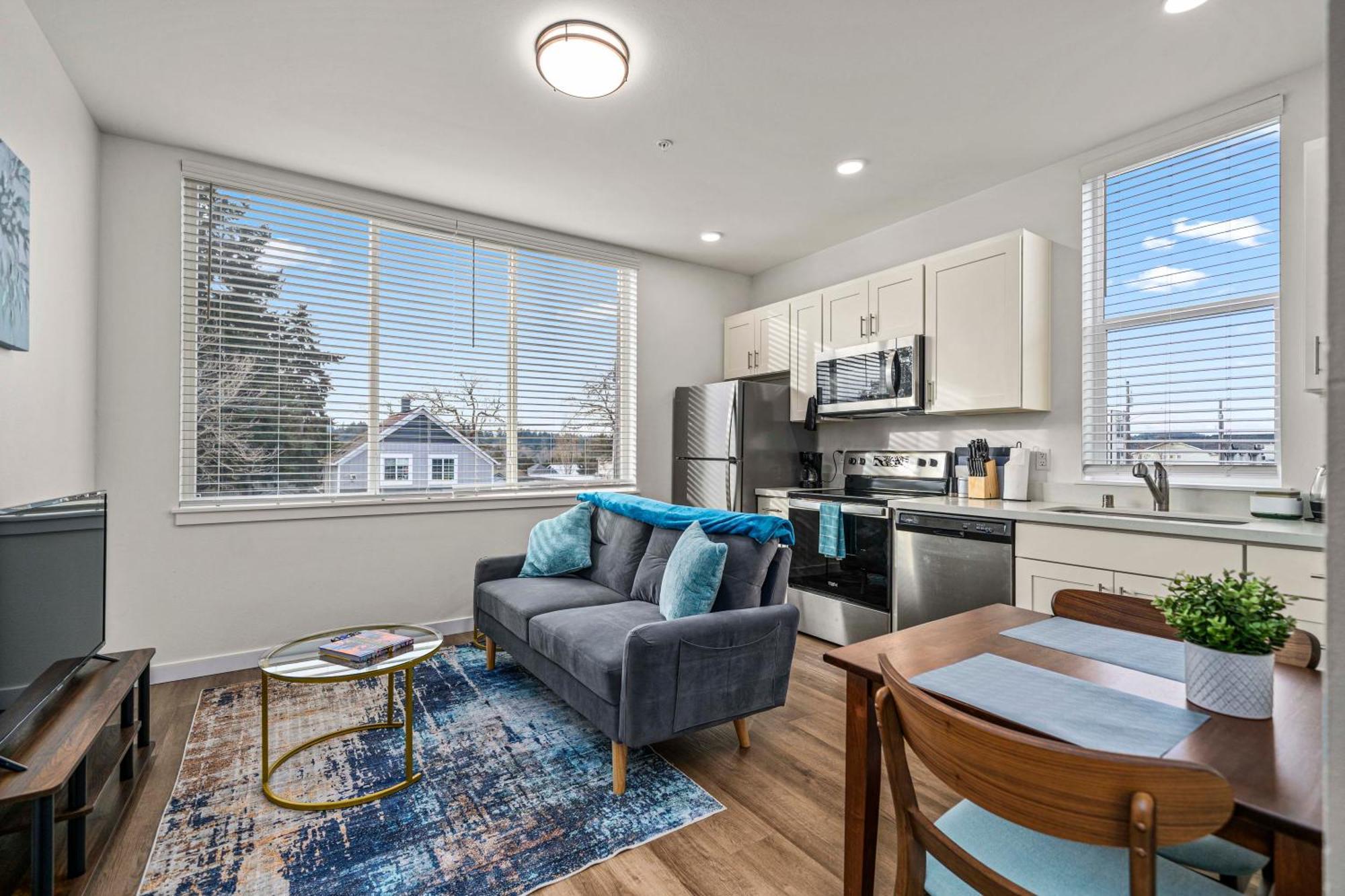 Urban Living: Stylish Apts In The Heart Of *