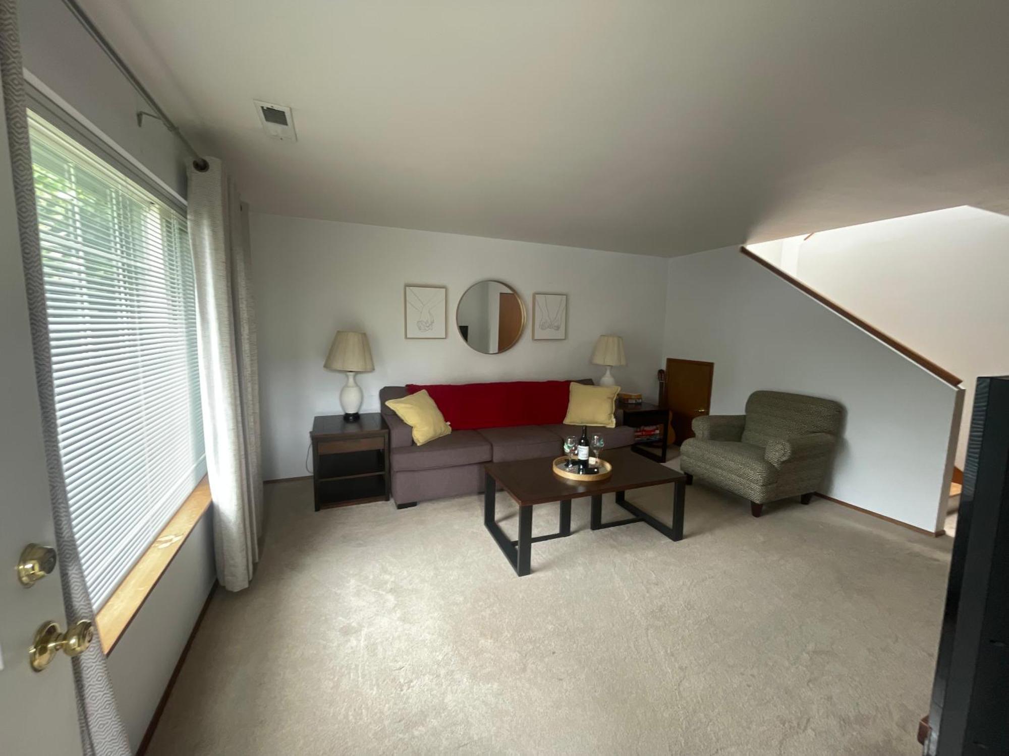 Perfect Brownspoint Getaway-2 *