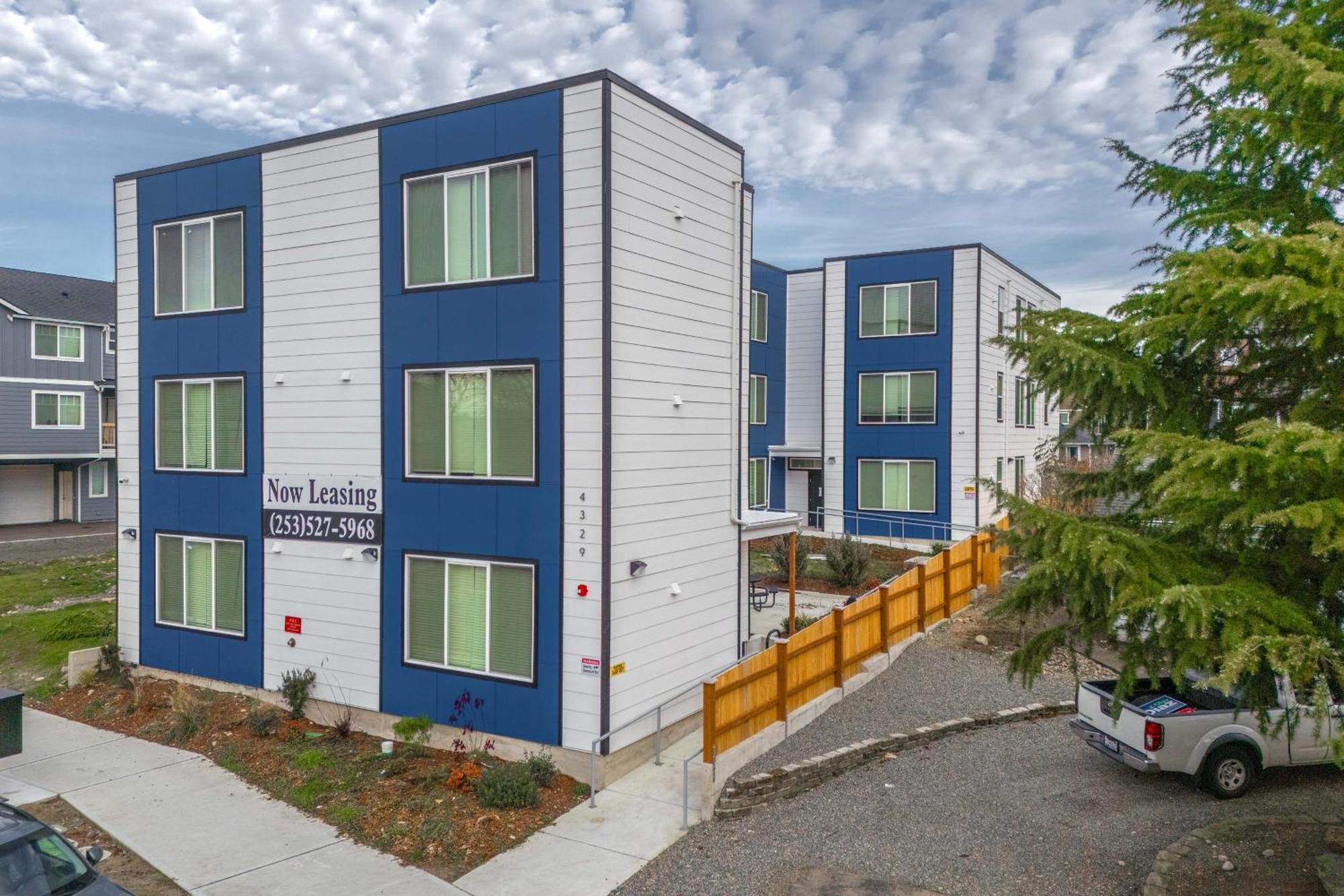 Apartment Urban Living: Stylish Apts In The Heart Of Tacoma