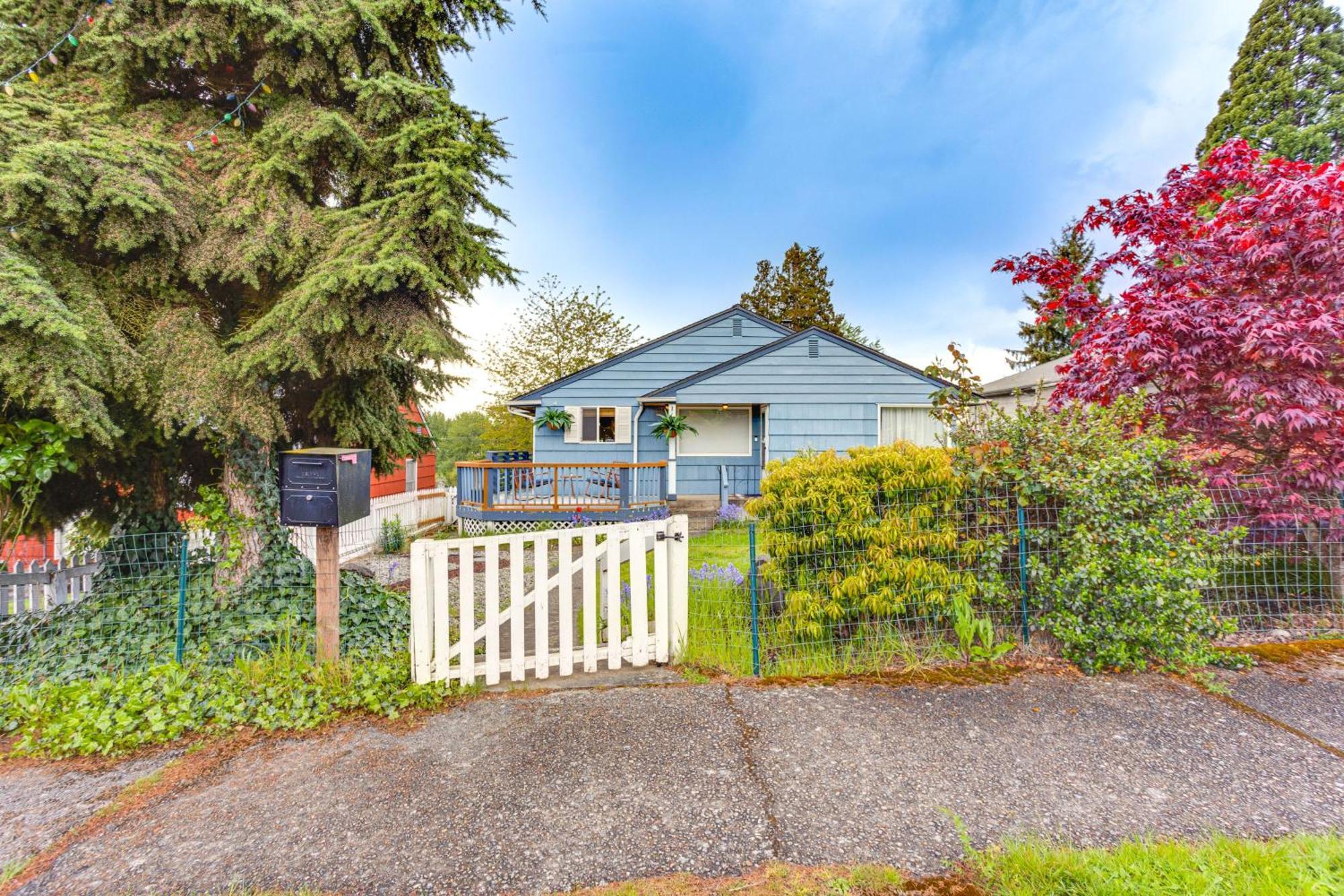 Vibrant Retreat, Near Point Defiance Park! * Tacoma