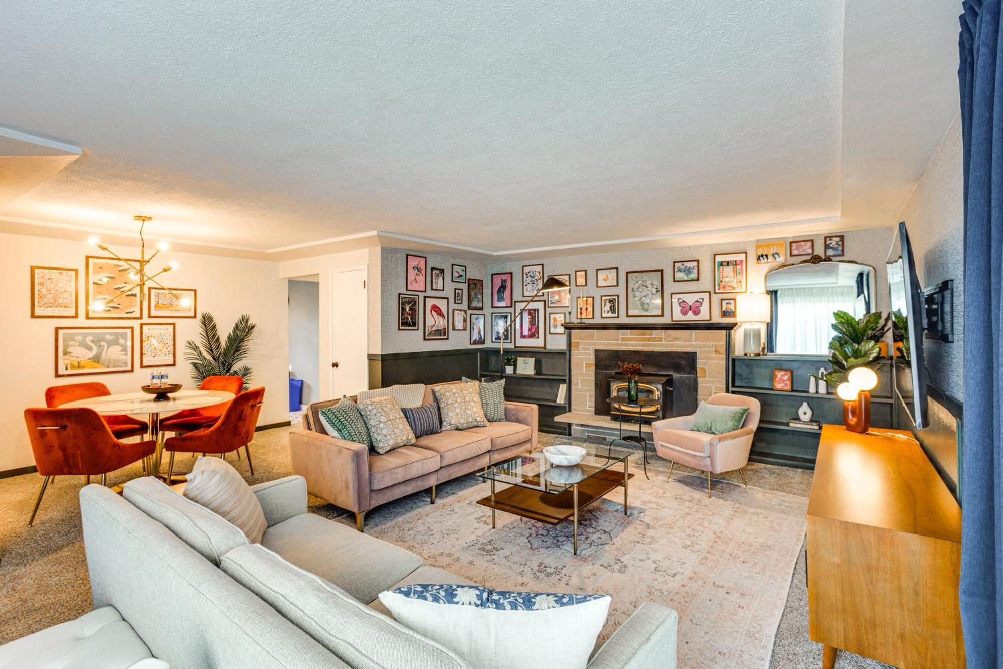 Casa de férias Vibrant Retreat, Near Point Defiance Park! Tacoma