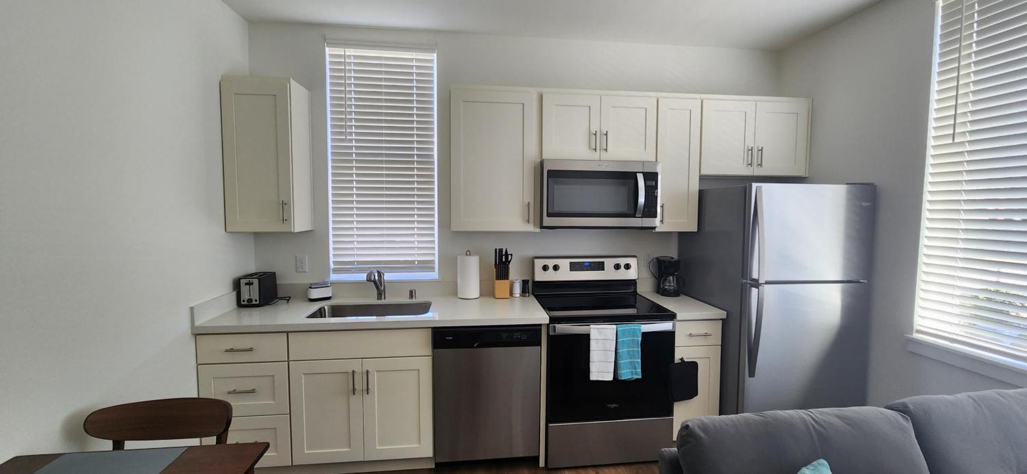 Urban Living: Stylish Apts In The Heart Of * Tacoma