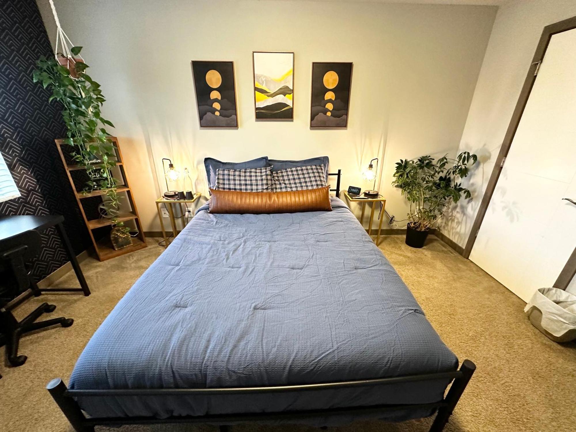 With Breakfast Included -private Room- Homestay