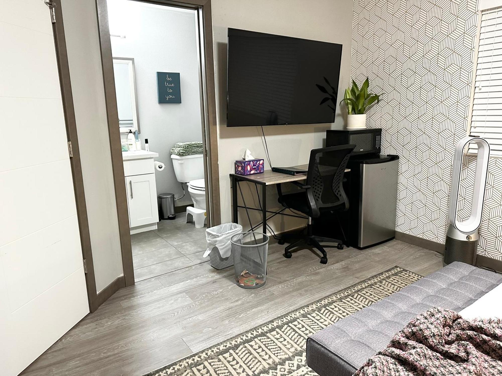 Homestay With Breakfast Included -private Room-