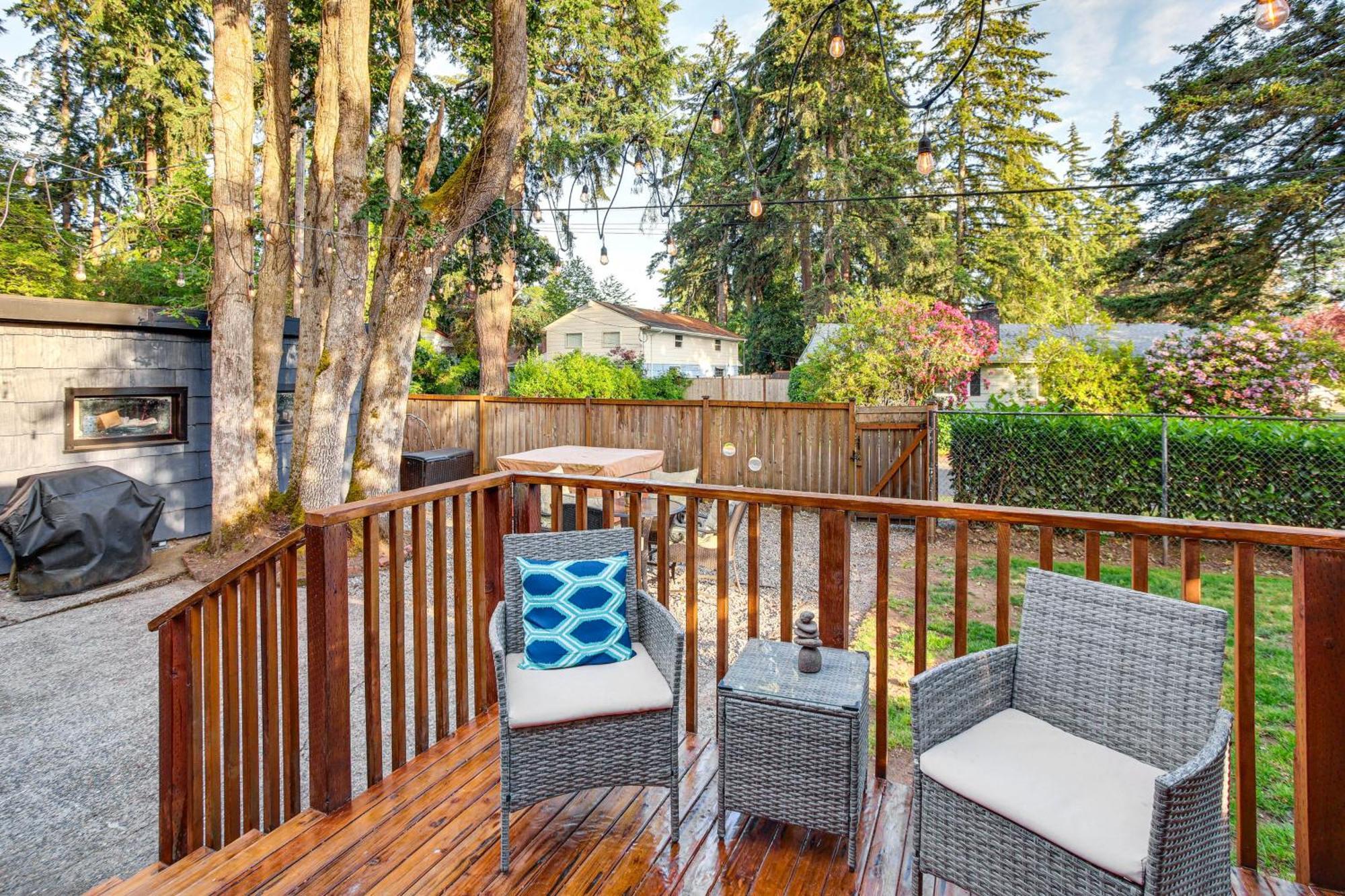 Retreat With Fire Pit - Walk To Access! *
