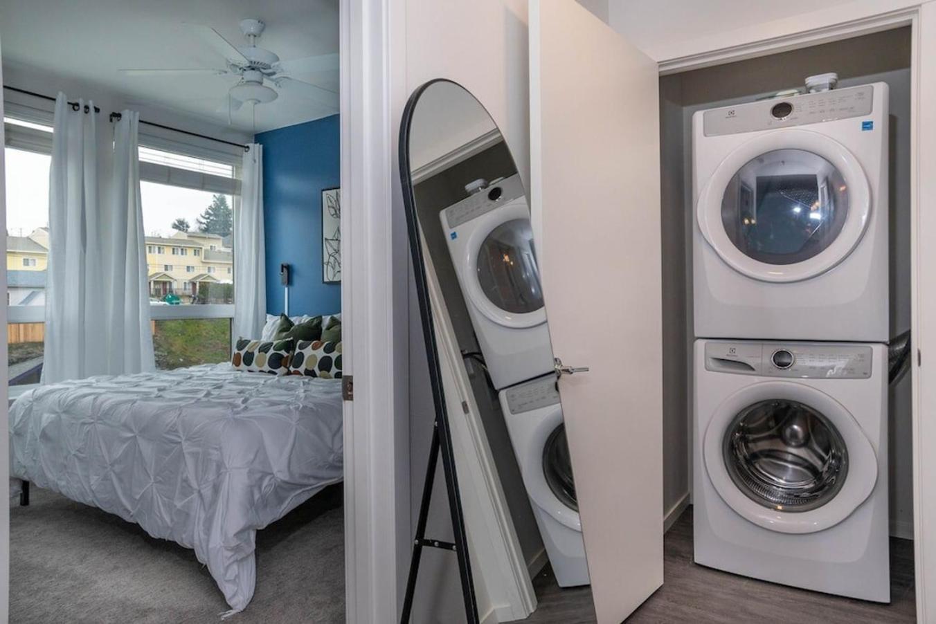 Apartment Downtown-smart Tv-king Bed-self Check-in-balcony