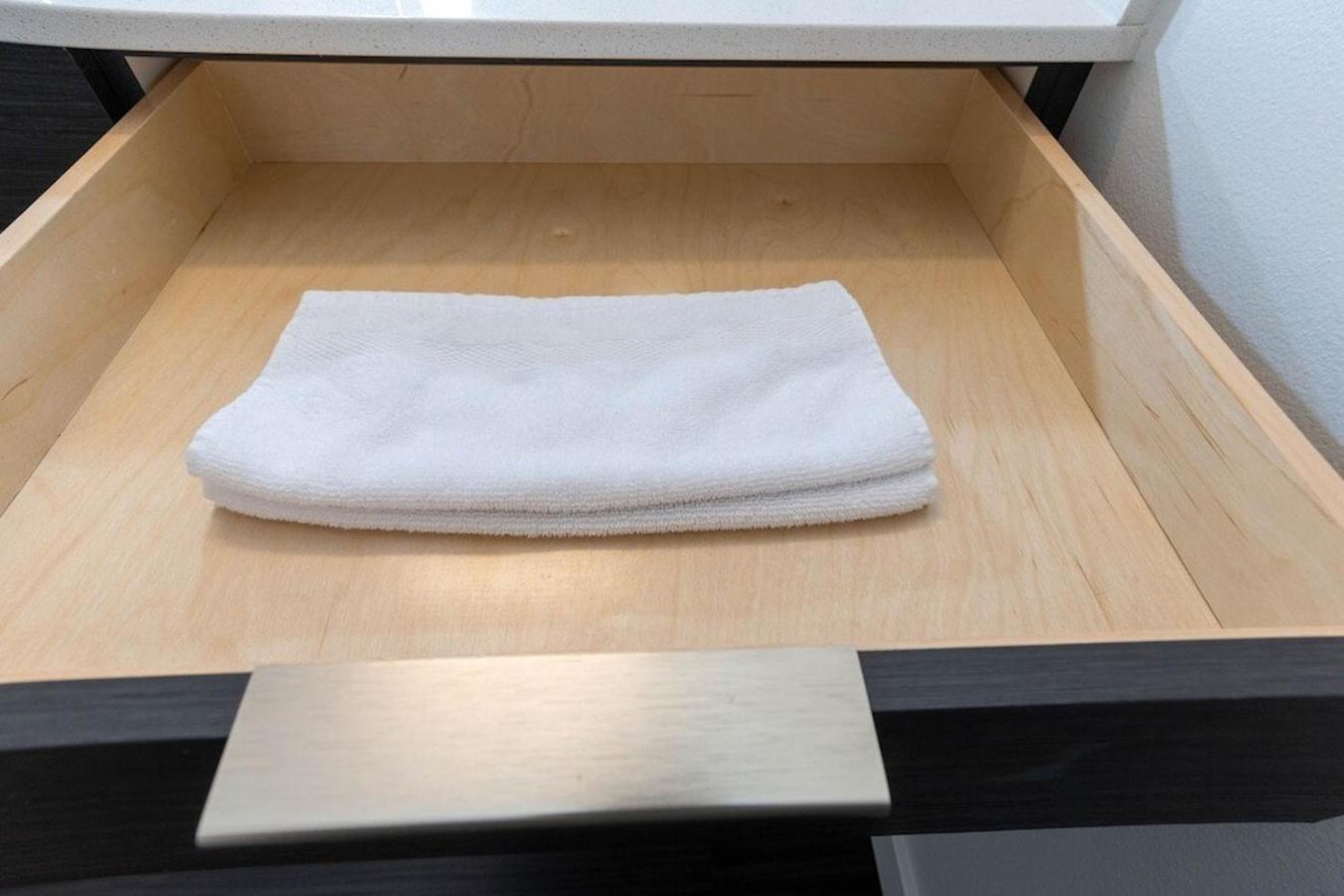 Self Check-in-washer-dryer-4ksmart Tv-king Bed-gym Aparthotel *