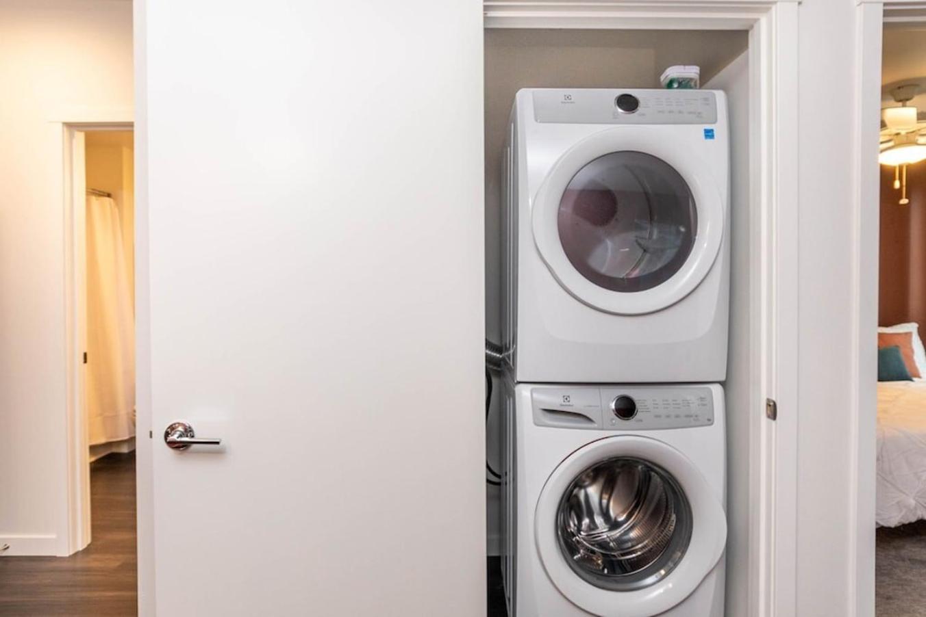 Aparthotel In Washer-drye In Washer-dryer-king Tacoma