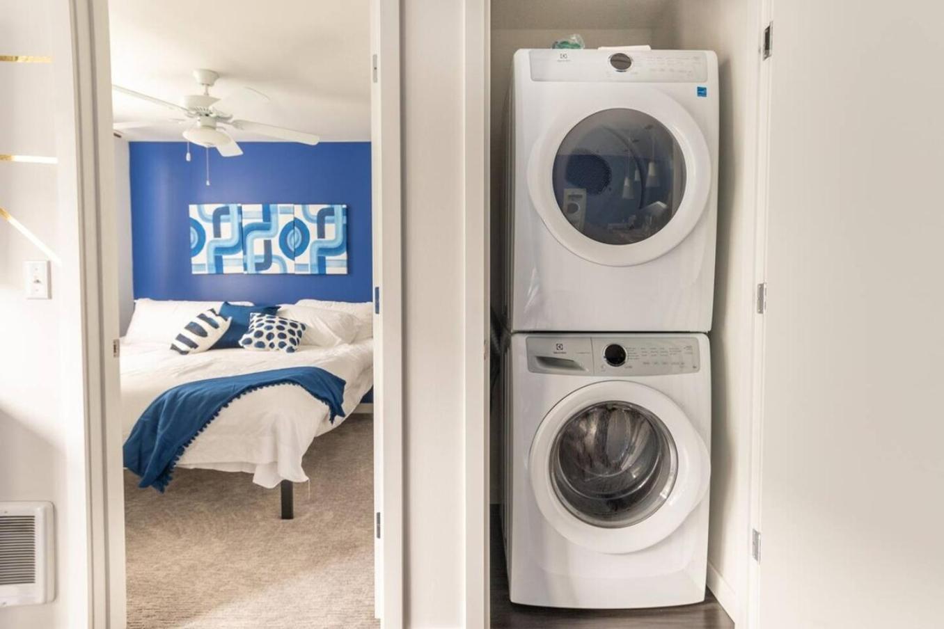 Aparthotel Paid Garage Parking- King Bed-balcony Wd 55