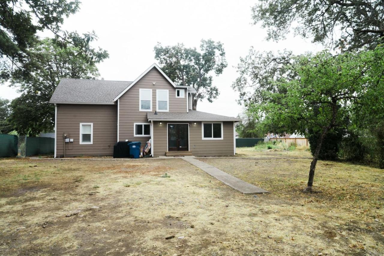 Holiday home With 2 Twin Beds In *