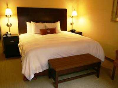 Hampton & Hotel 3*
