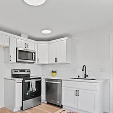 One Bedroom With Shared Bathroom At Jellys Cozy Guest house
