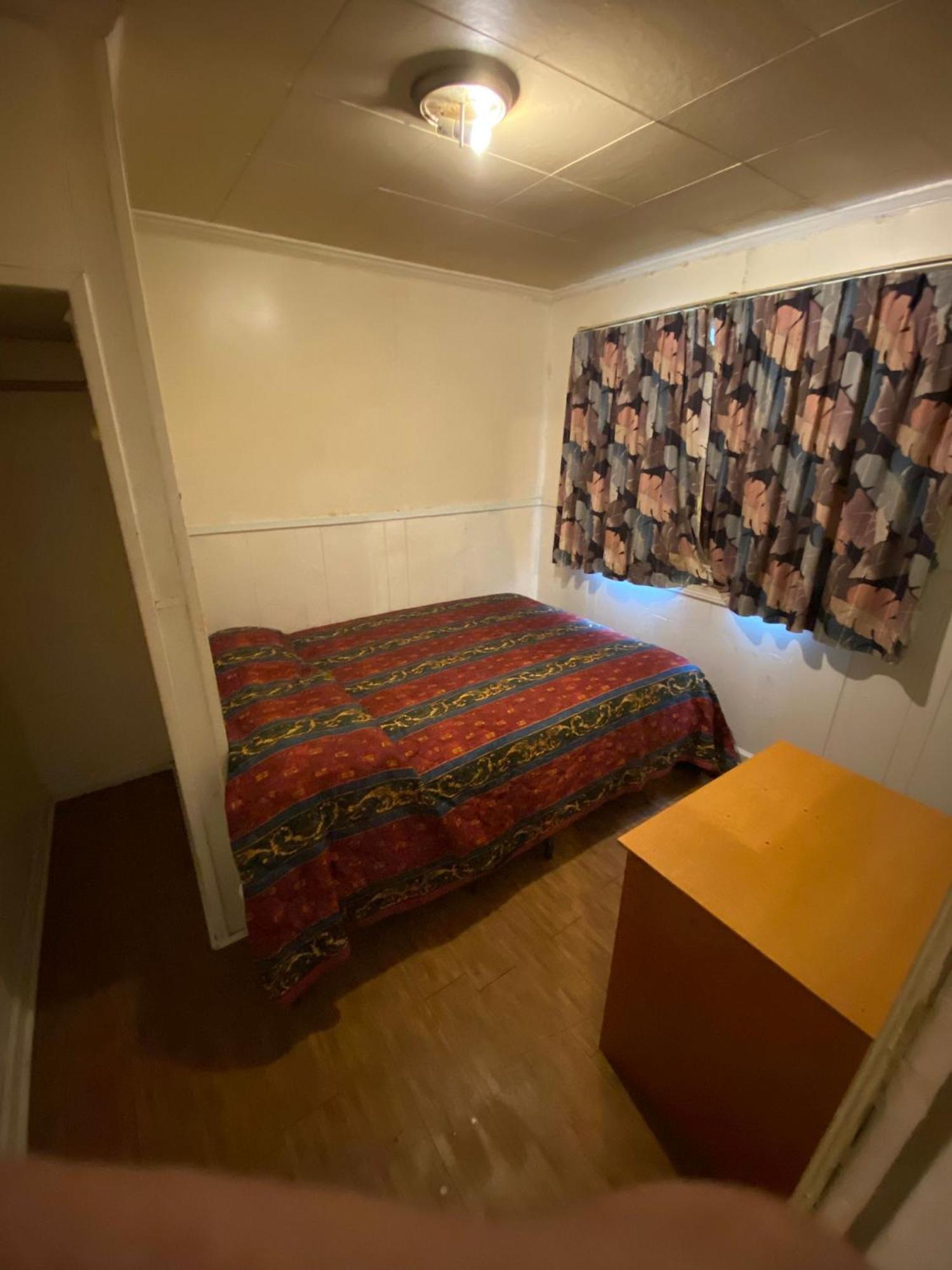 Center Motel