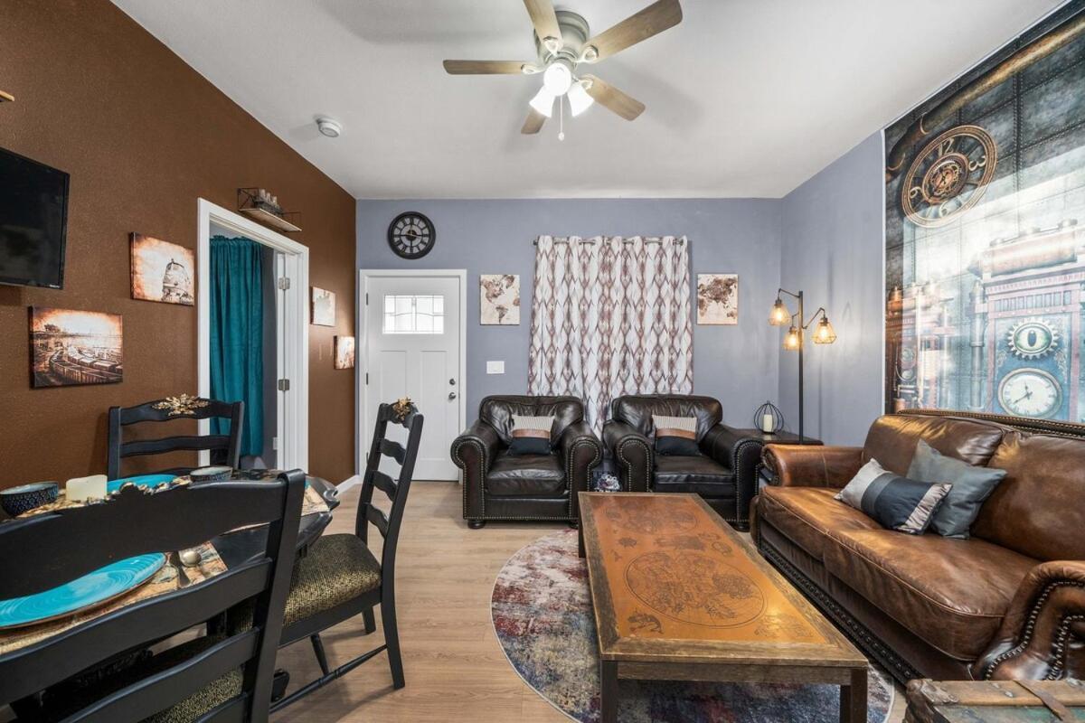 Holiday home Steampunk Haven In The Heart Of Tacoma! *