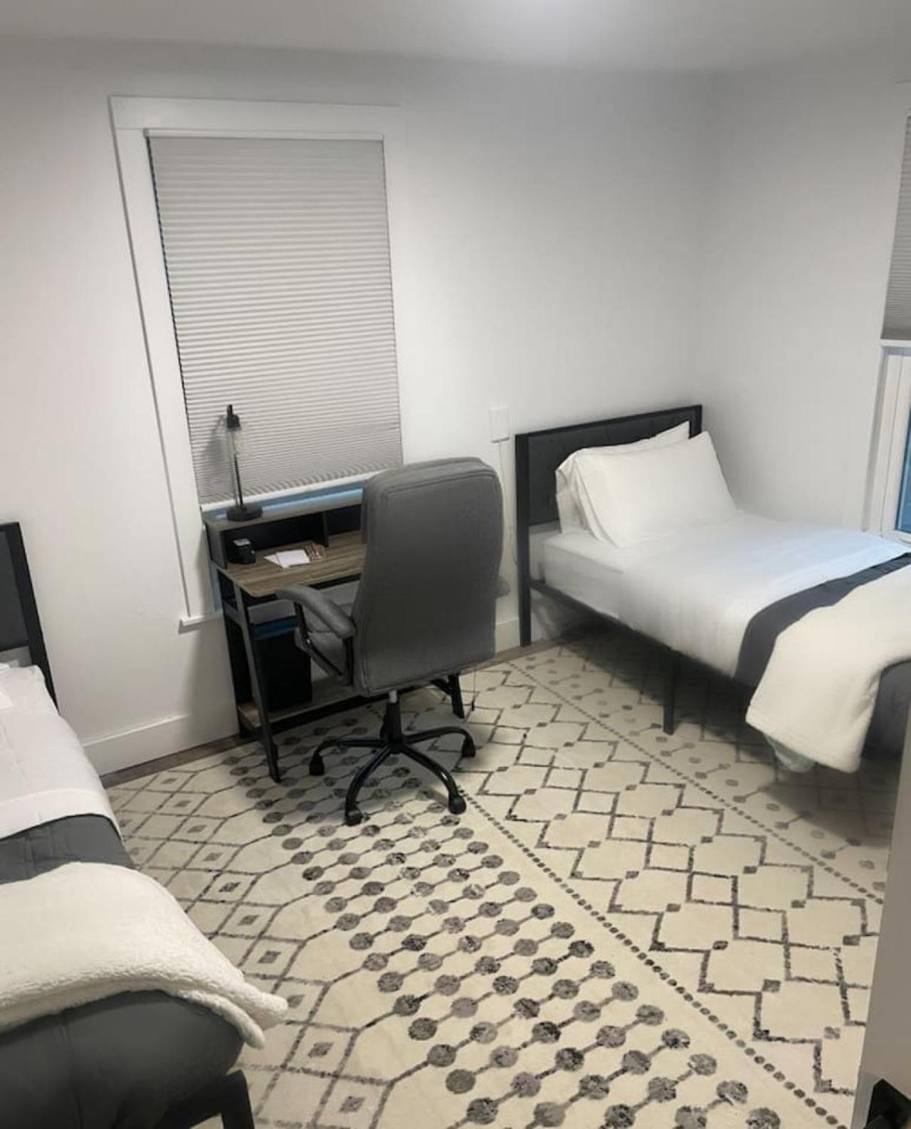 Spacious Pet-friendly Zen Retreat * Tacoma