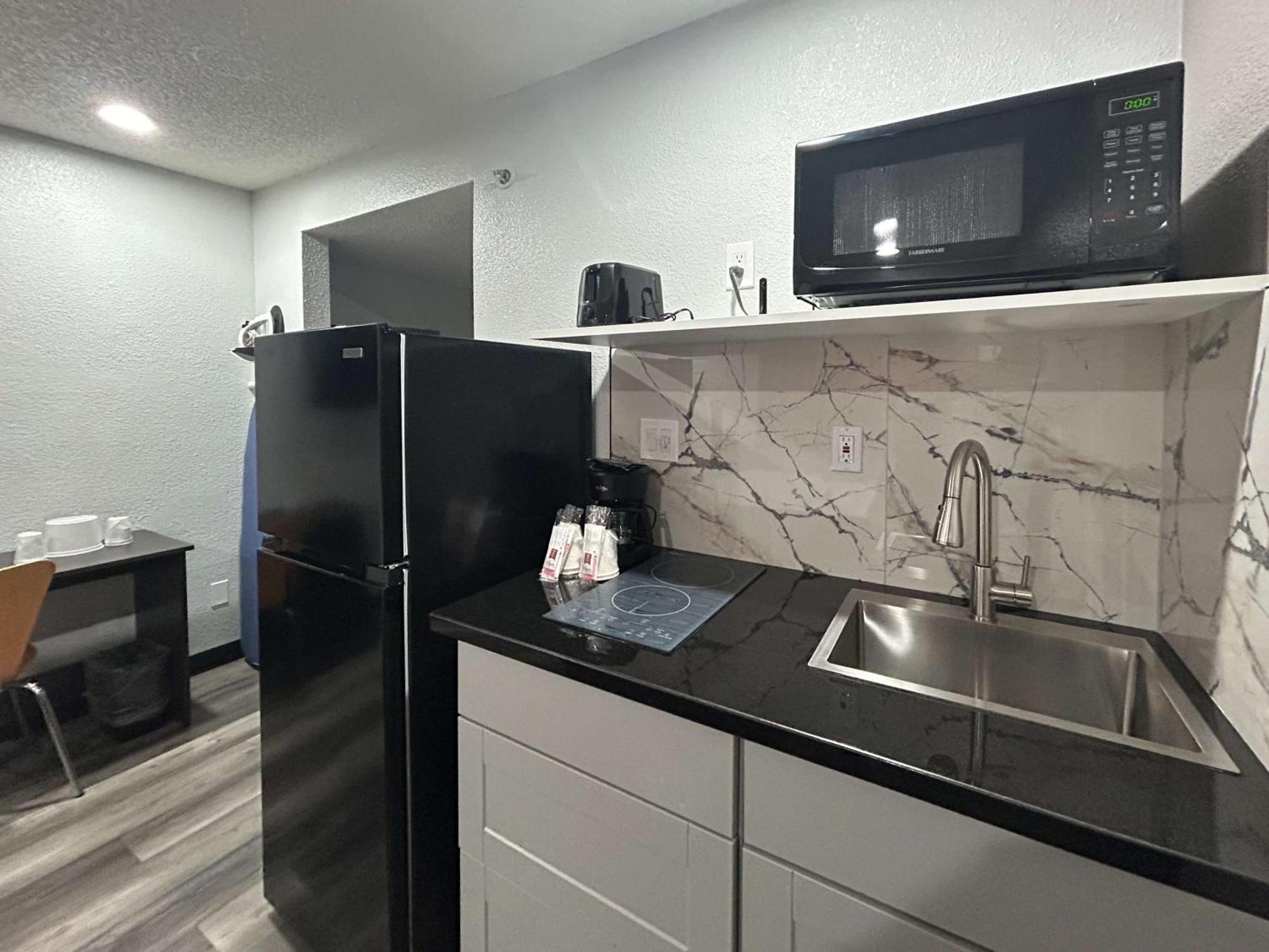 Hotel 6-tacoma, Wa - South 2*