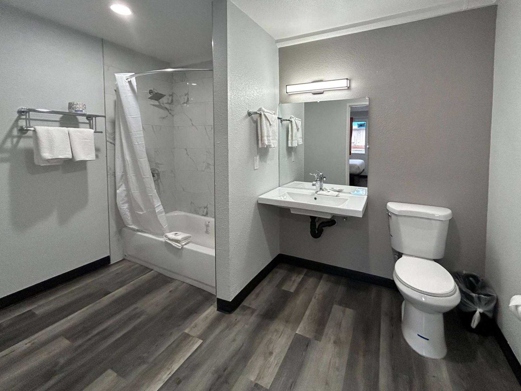 Hotel 6-tacoma, Wa - South