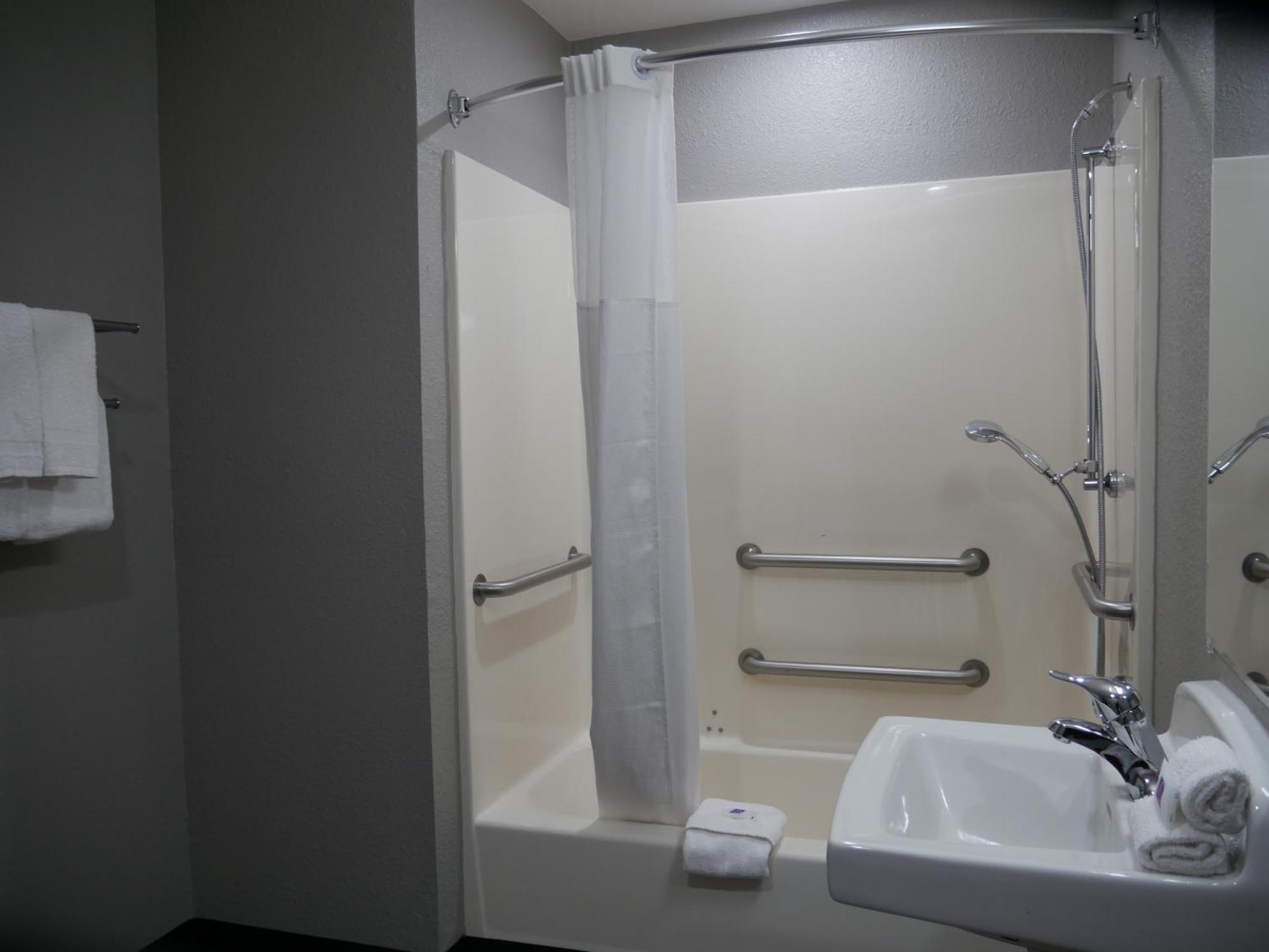 Hotel 6-tacoma, Wa - South 2*