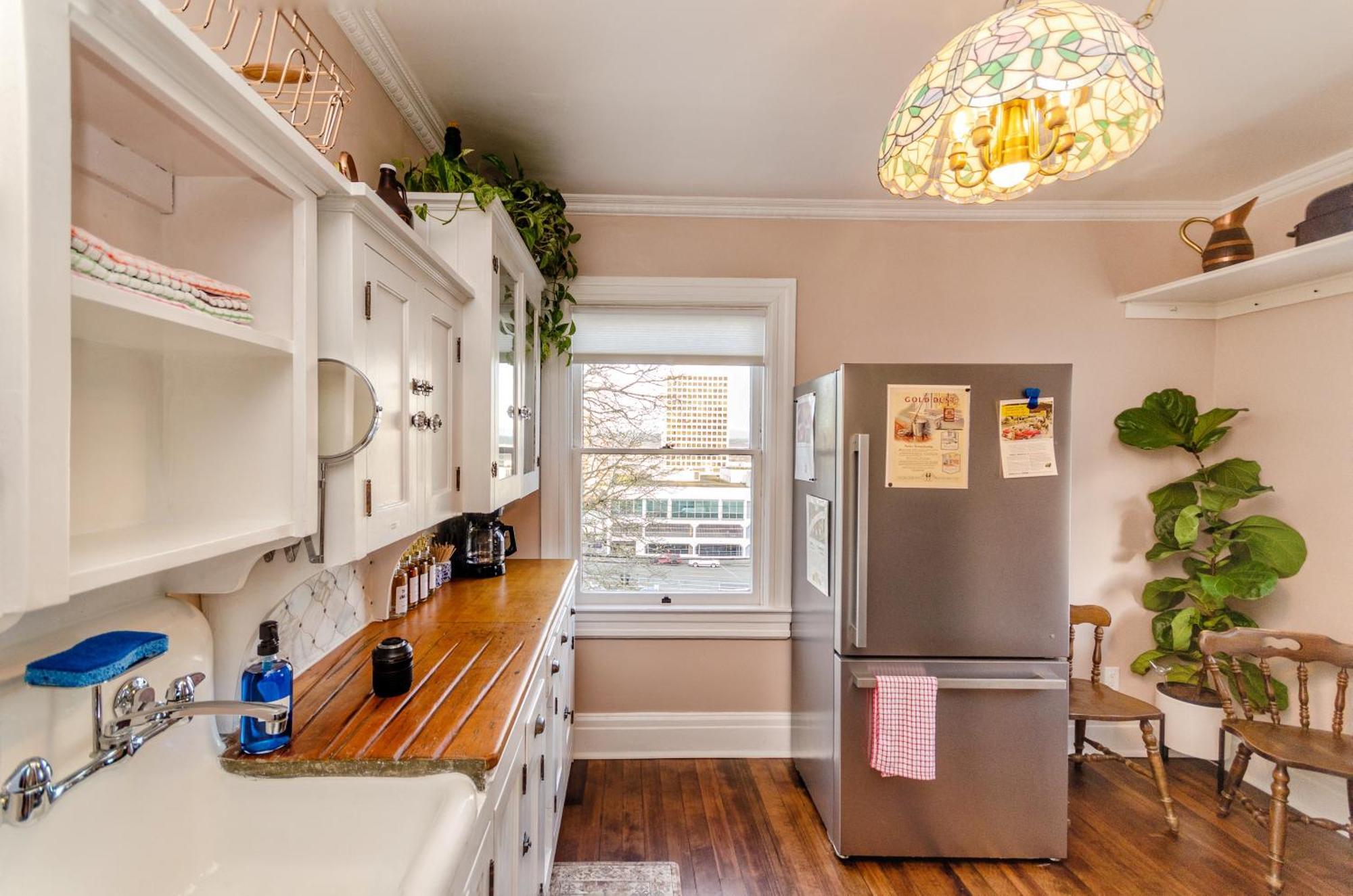 Apartment Charming 2br 1901 Victorian Gem With Ac *