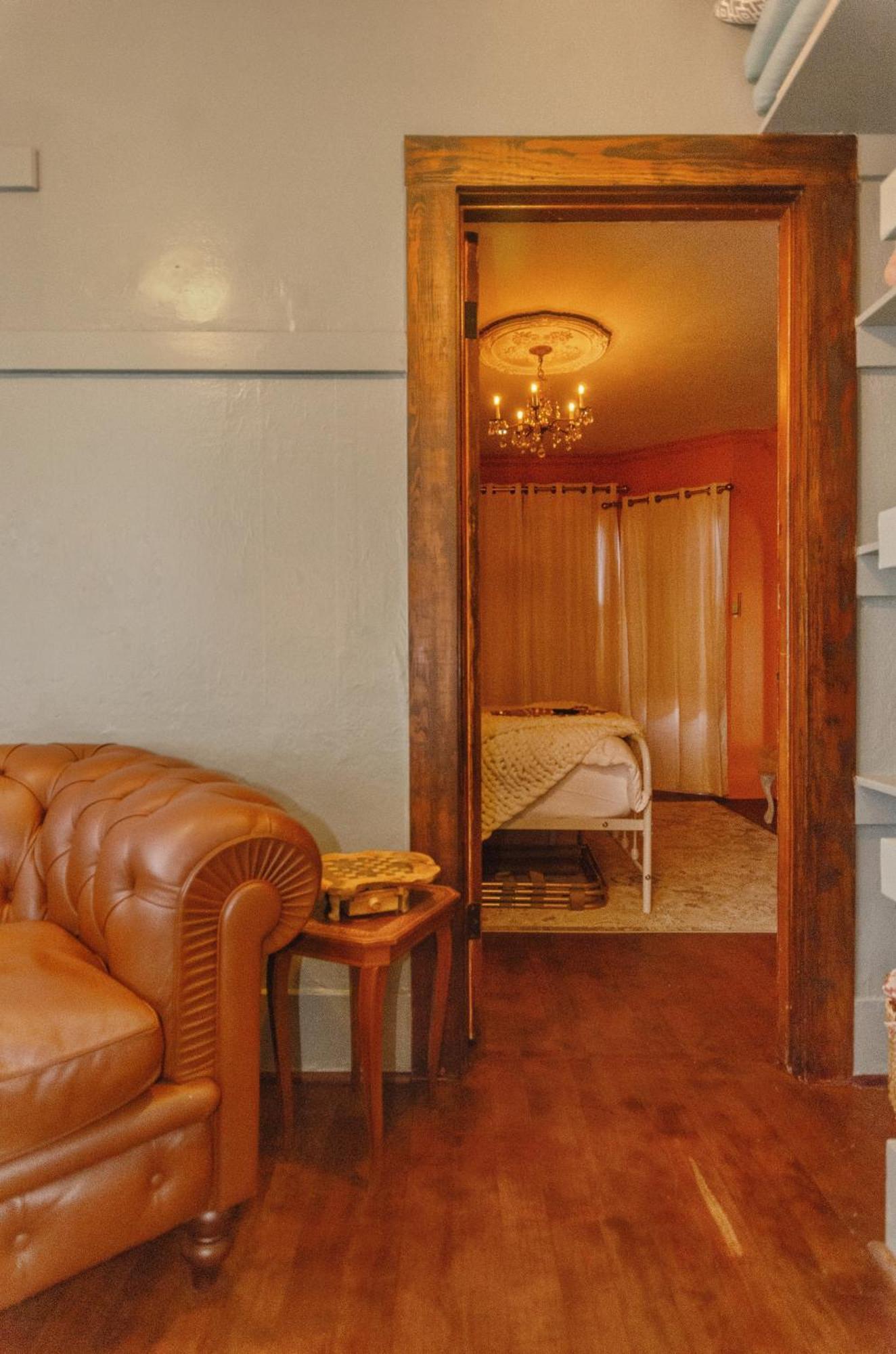 Charming 2br 1901 Victorian Gem With Ac * Tacoma