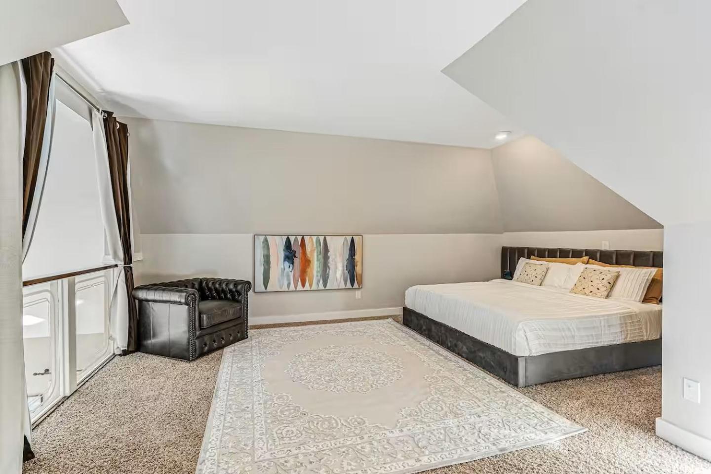 Luxe At Louise Villa Tacoma