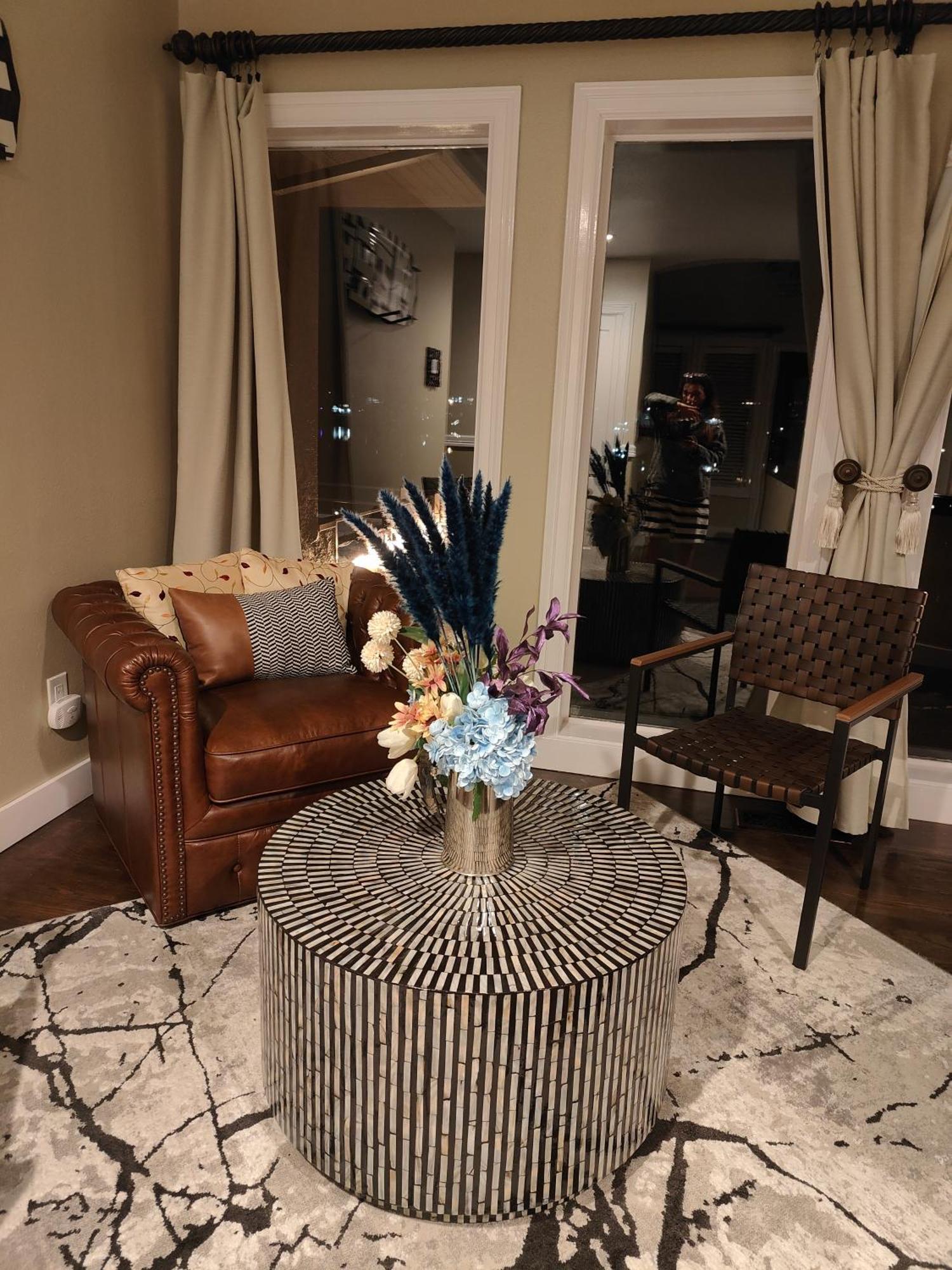 Luxe At Louise