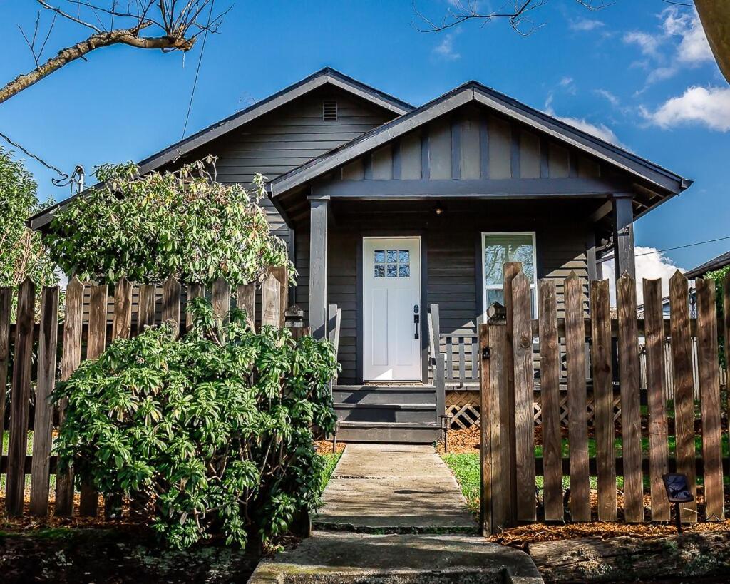 Holiday home Beautiful, Immaculate In The Heart Of Proctor District