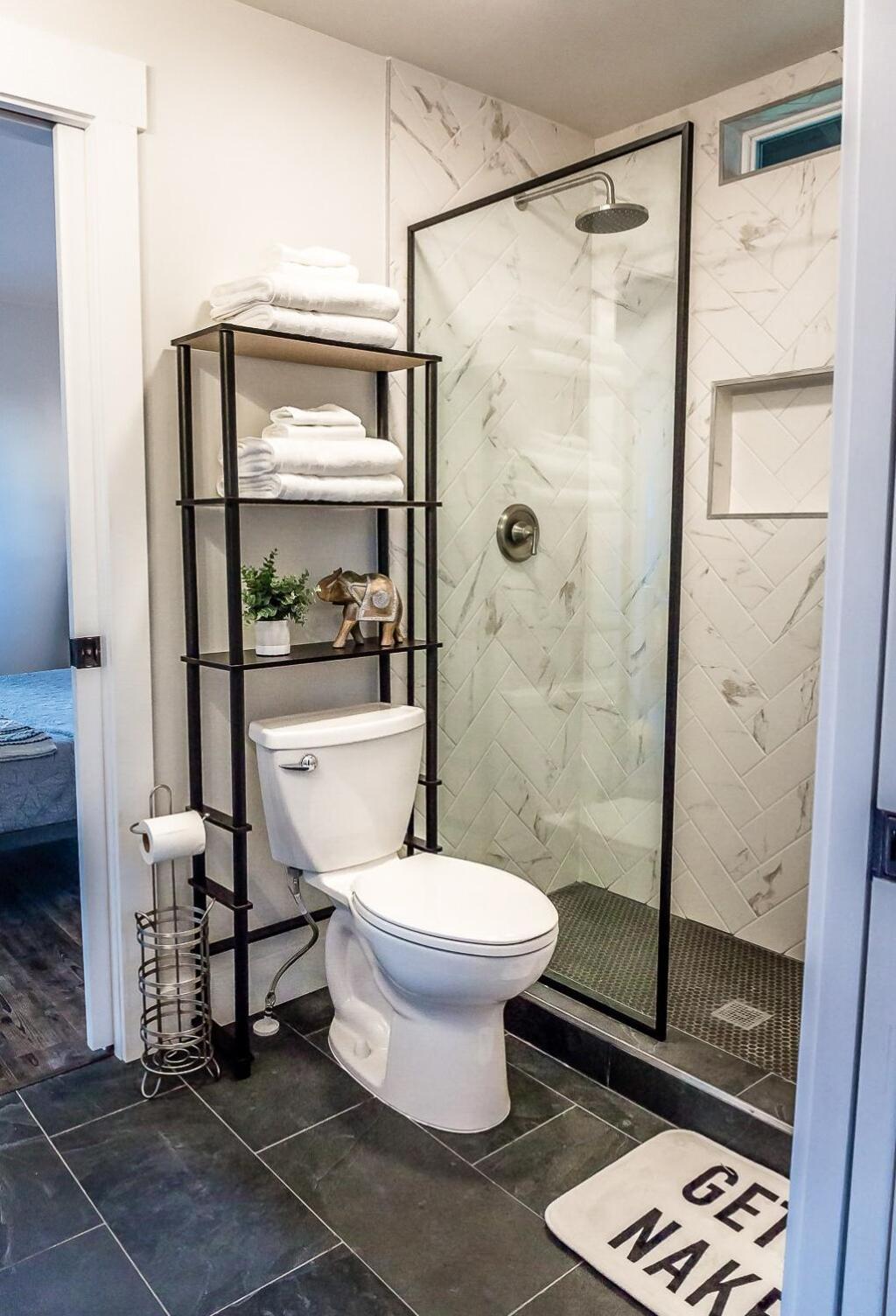 Beautiful, Immaculate In The Heart Of Proctor District Holiday home Tacoma