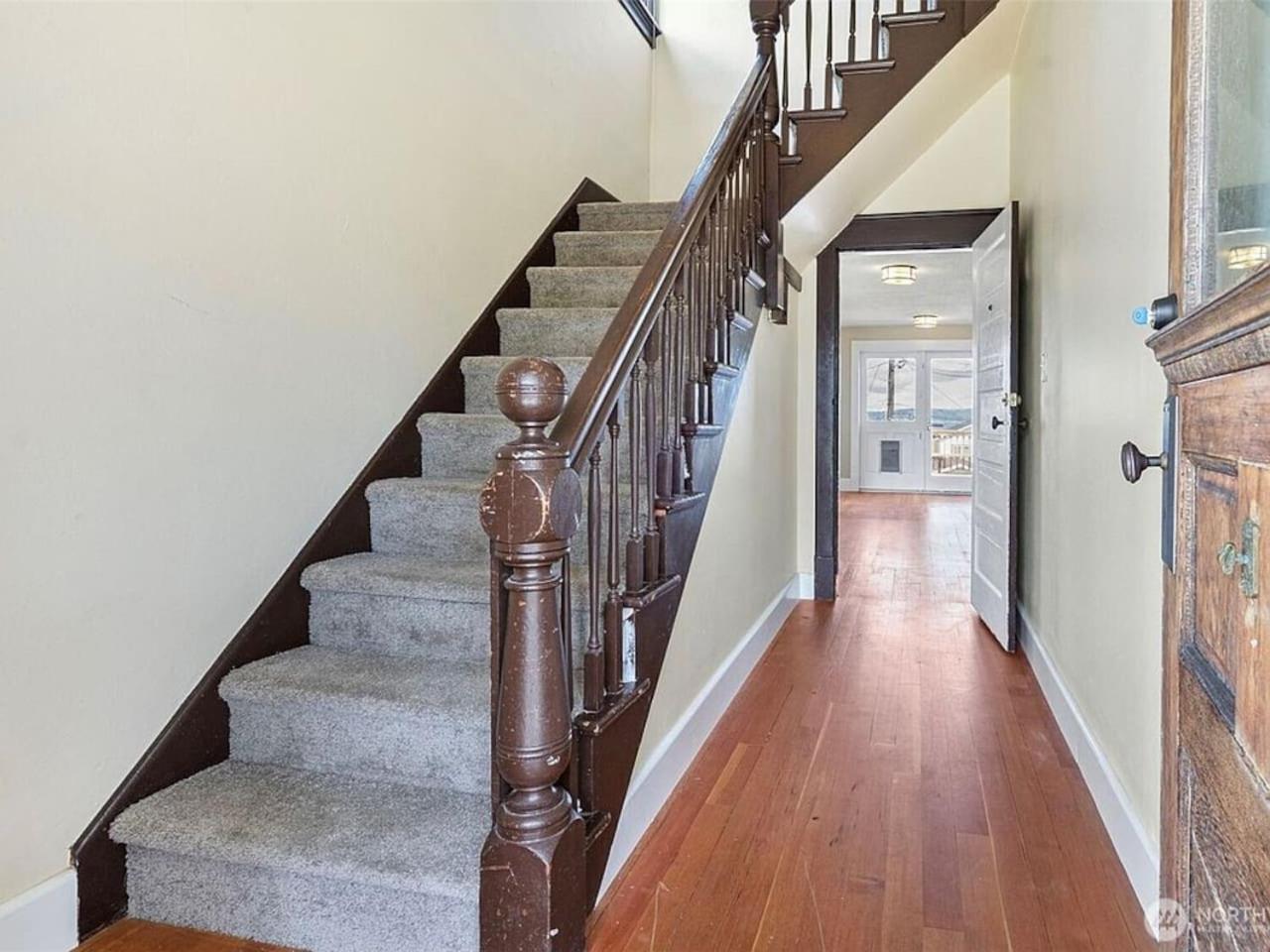 Apartamento Bos Cozy Victorian Floor Duplex Unit With Puget Sound Views *