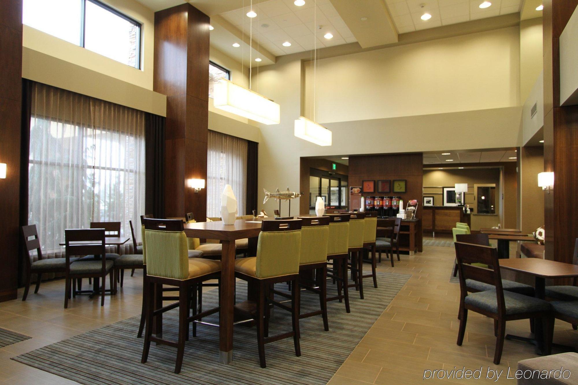 Hotel Hampton &