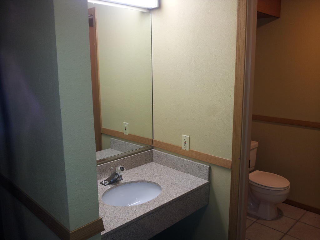 Motel South 3*