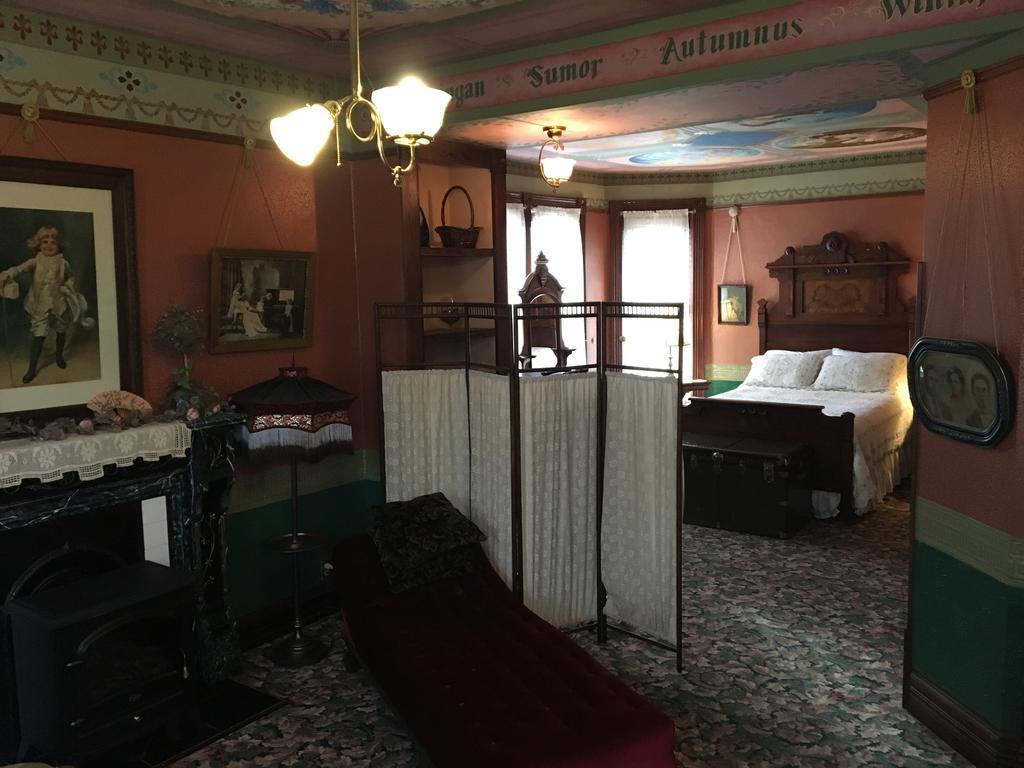 Geiger Victorian Bed & Breakfast 2*
