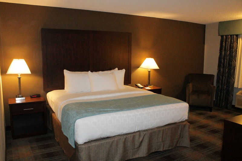 Hotel Clarion Near Jblm 3*