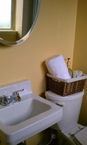 Secret Garden Hotel Tacoma