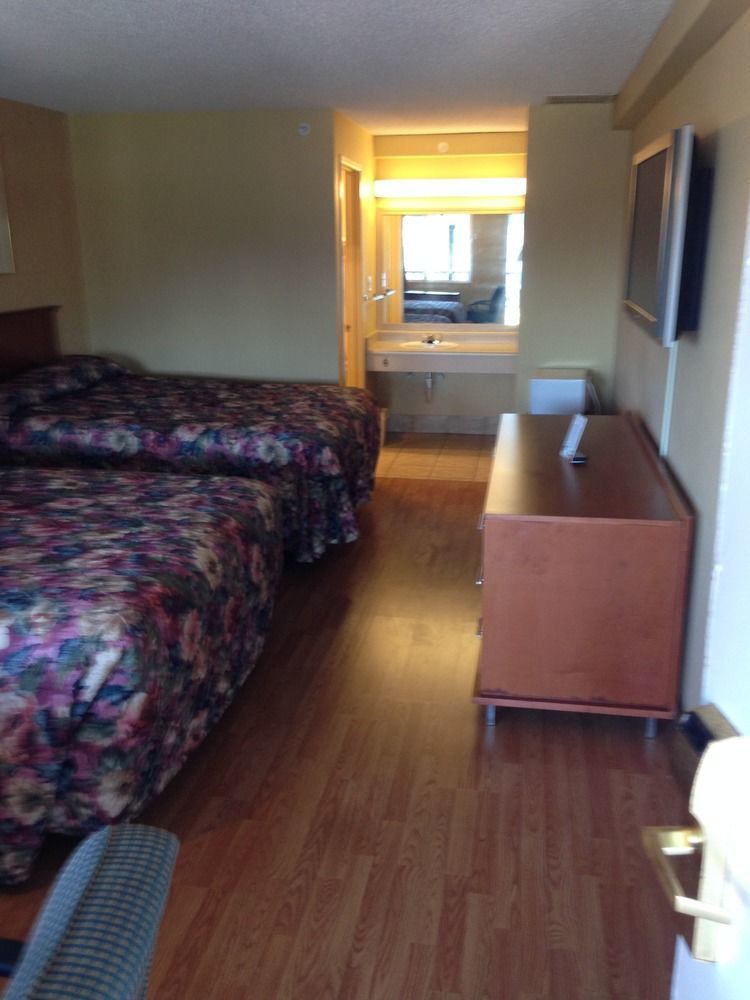 Motel Travelodge By Wyndham Near Mcchord Afb Tacoma
