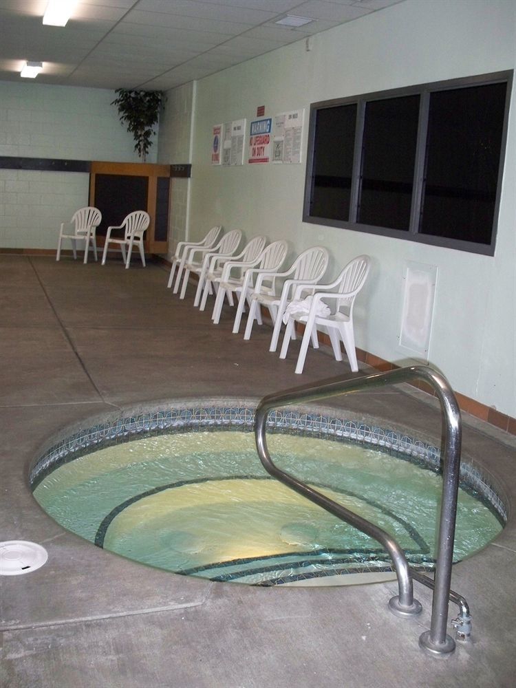 Motel Economy &
