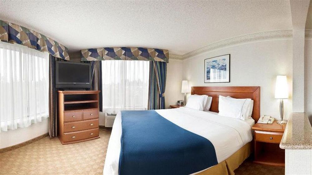 Express & By Ihg 3* Tacoma