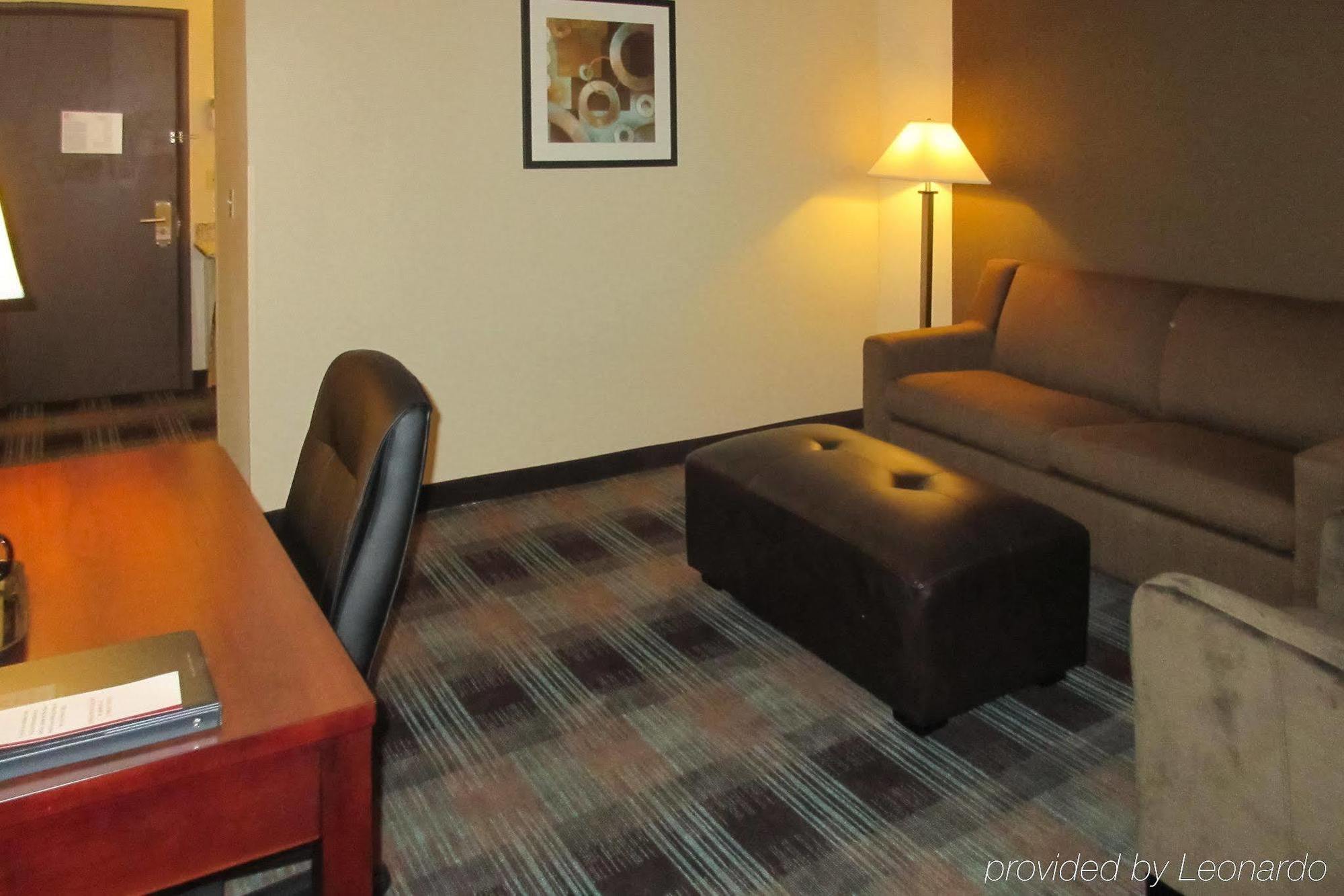 Hotel Clarion Near Jblm Tacoma