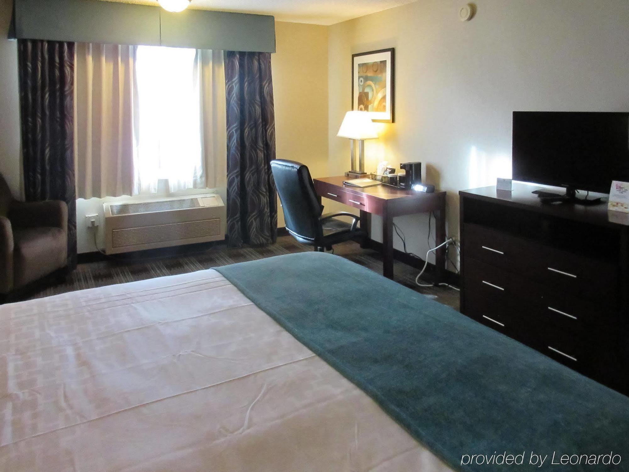 Hotel Clarion Near Jblm Tacoma