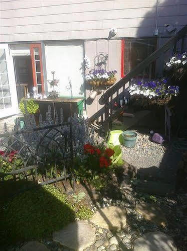 Secret Garden Hotel Tacoma