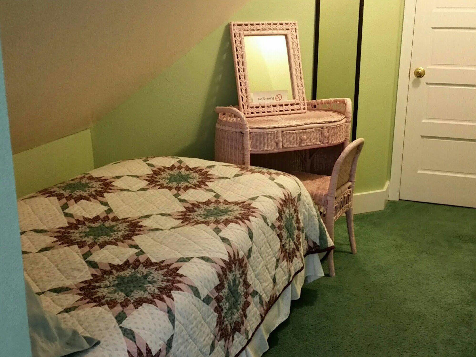 Bed & Breakfast Geiger Victorian 2*