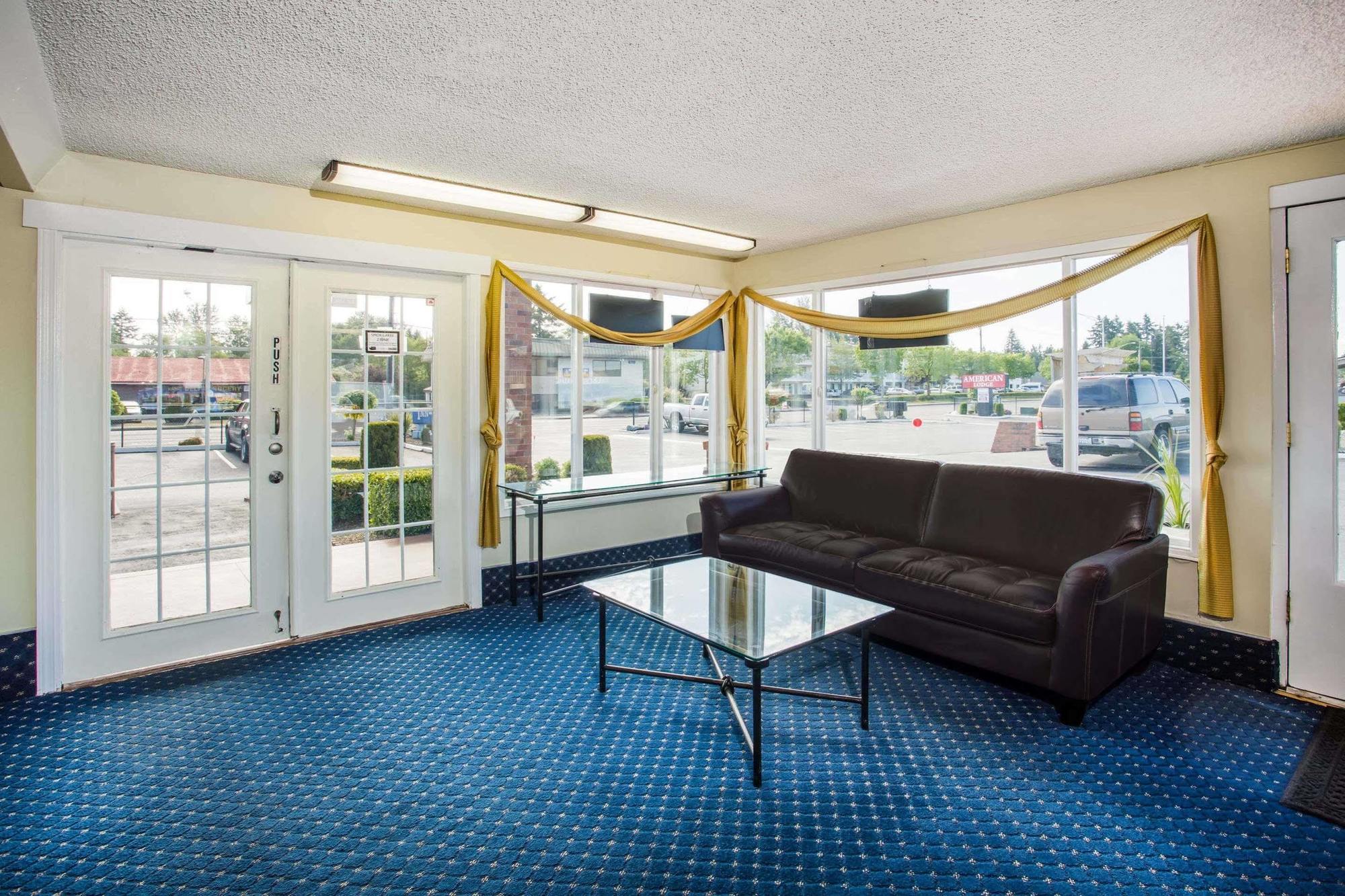 Motel Travelodge By Wyndham Near Mcchord Afb 2*