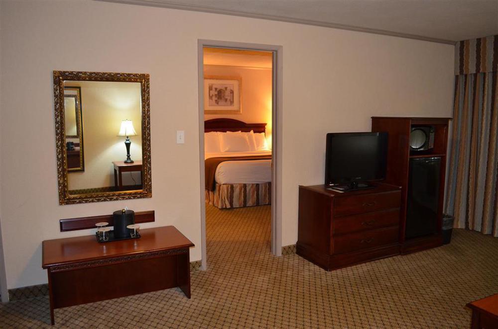 Hotel Mall By Ihg Tacoma