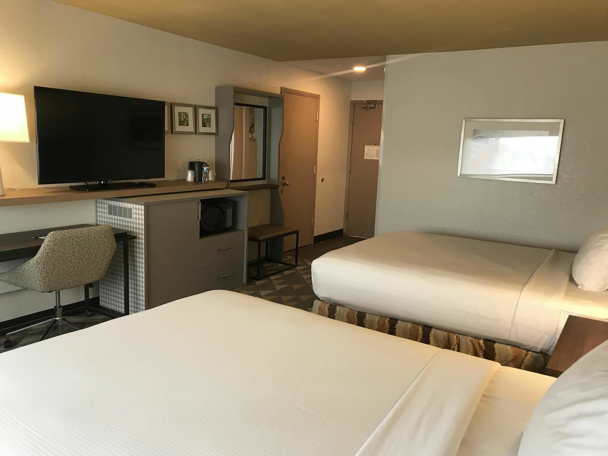 Mall By Ihg Hotel Tacoma