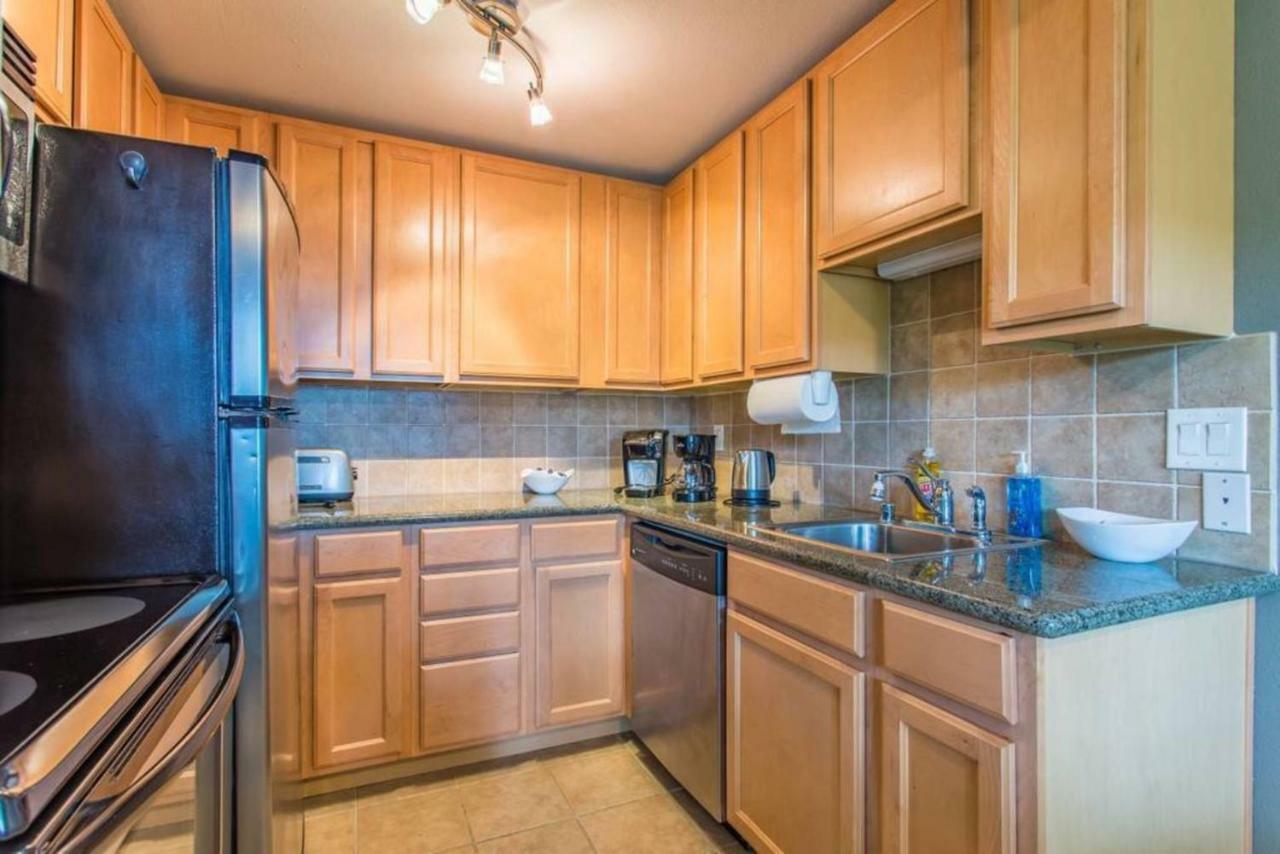 Apartment Bay View, Area, No Stairs, Wd, 2 Baths, 2 Bedrooms, Balcony, View, 925sf