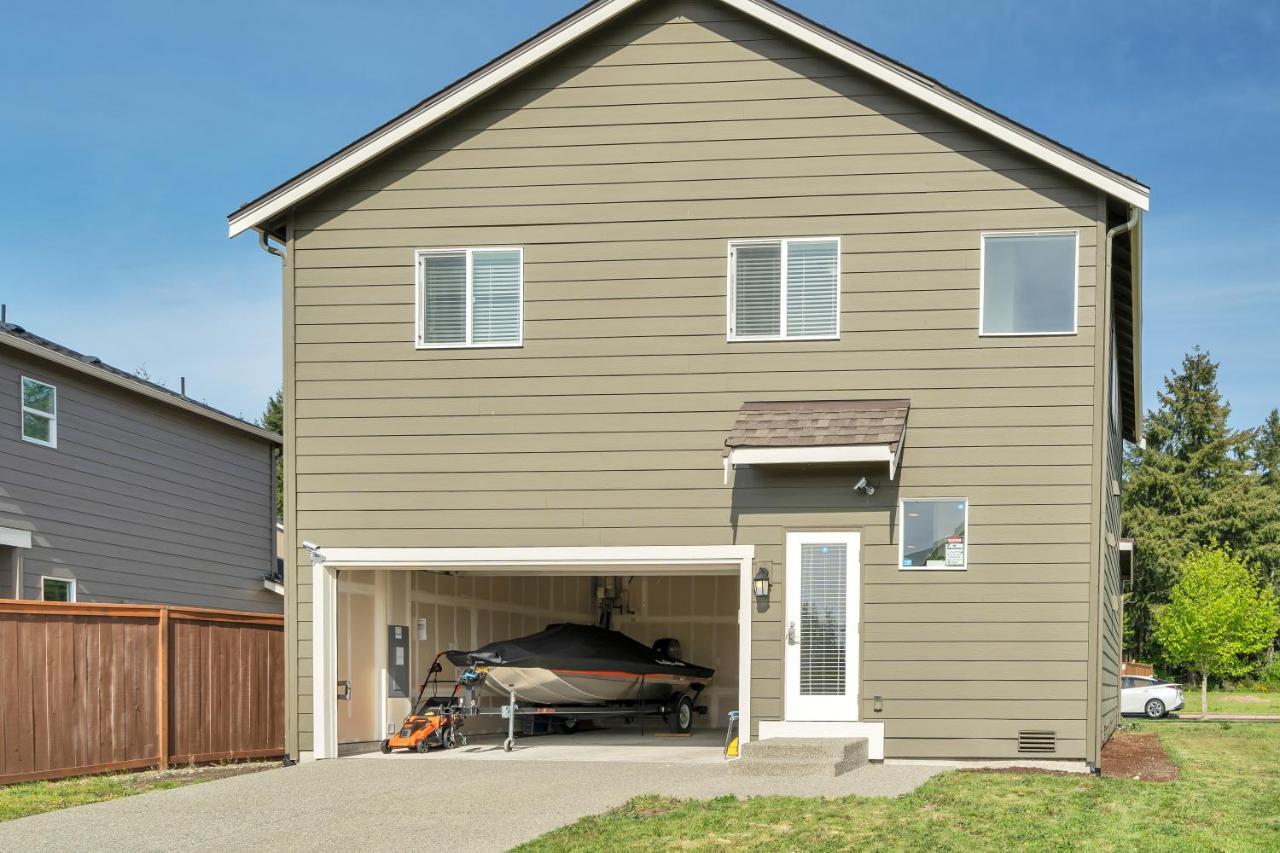 Terra House - Ev Power Station, Crib, Stroller, High Chair Tacoma
