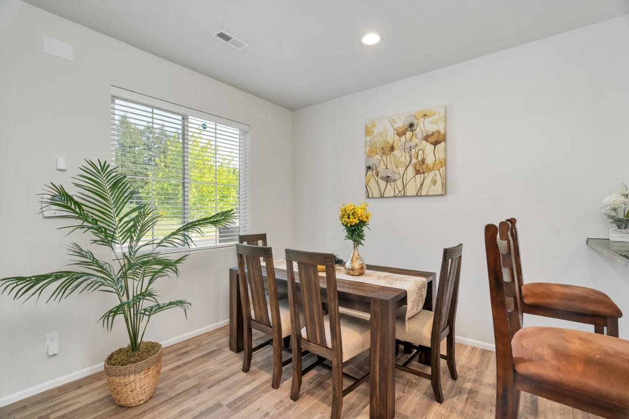 Terra House - Ev Power Station, Crib, Stroller, High Chair *