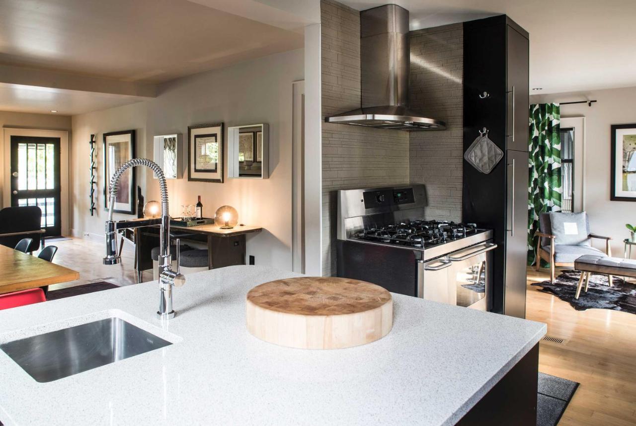 Updated With Patio 3 Mi To Downtown