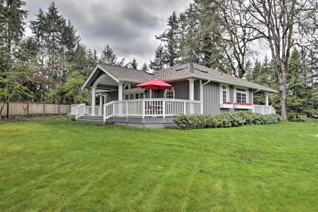 Contemporary With Deck And Pond! Casa de férias Tacoma